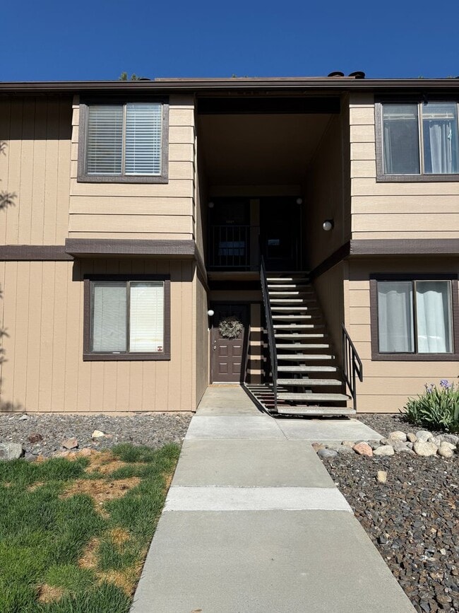 5027 Reggie Rd in Reno, NV - Building Photo - Building Photo