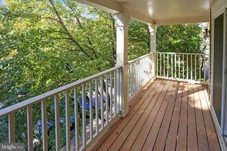 15301 Diamond Cove Terrace in Rockville, MD - Building Photo - Building Photo