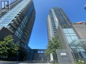 5025-5025 Four Springs Ave in Mississauga, ON - Building Photo - Building Photo