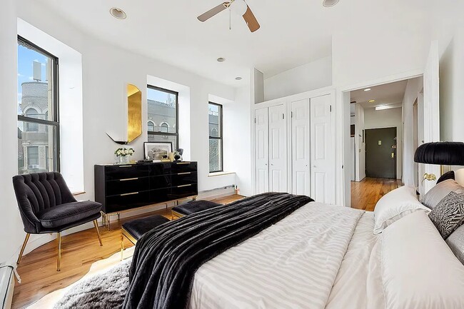 301 W 151st St in New York, NY - Building Photo - Building Photo