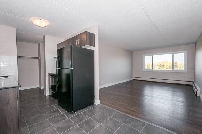 WestWynd in Edmonton, AB - Building Photo - Building Photo