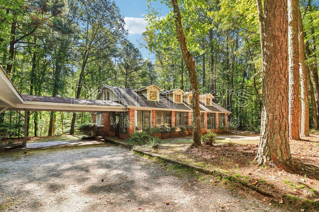 4810 Chapel Hill Rd in Douglasville, GA - Building Photo