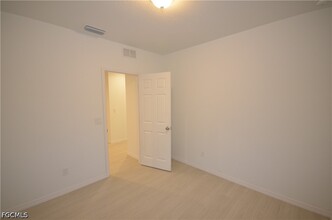 3303 Armstrong Ct in Ft. Myers, FL - Building Photo - Building Photo