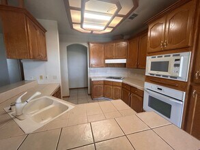 19890 S Polk Ave in Riverdale, CA - Building Photo - Building Photo