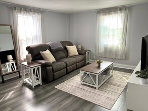 7 Lincoln St in Everett, MA - Building Photo - Building Photo
