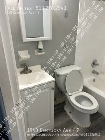 1940 Kentucky Ave in Cincinnati, OH - Building Photo - Building Photo