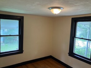 1407 SE Morrison St in Topeka, KS - Foto de edificio - Building Photo