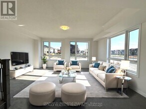 114 Robert Eaton Ave. in Markham, ON - Building Photo - Building Photo