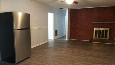4943 Lattimore St in Hope Mills, NC - Building Photo - Building Photo