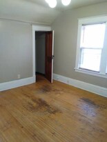 1386 Edmund Ave, Unit 2 in St. Paul, MN - Building Photo
