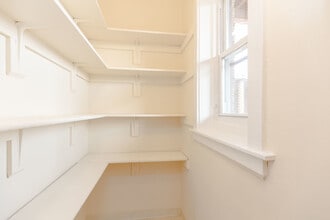 4613 N Ashland Ave in Chicago, IL - Building Photo - Building Photo