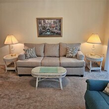 5500 BENTGRASS Dr in Sarasota, FL - Building Photo - Building Photo