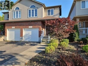 501 Blue Beech Blvd in Waterloo, ON - Building Photo - Building Photo