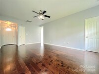 6828 Ayrshire Glen Pl, Unit The Chandler - 1801000 in Charlotte, NC - Building Photo - Building Photo