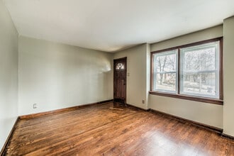 7 St Margaret Ct in Florissant, MO - Building Photo - Building Photo