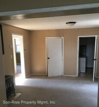 814 Front St in Lynden, WA - Building Photo - Building Photo