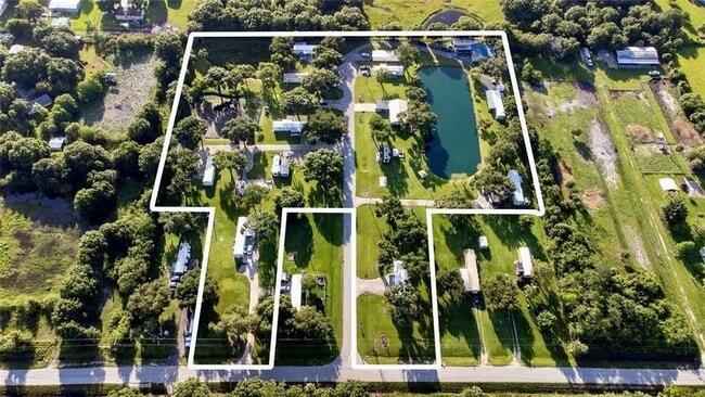 2702 NW 50th Ave in Okeechobee, FL - Building Photo - Building Photo