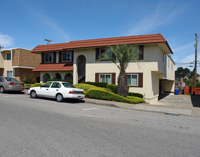 440 Richmond Dr in Millbrae, CA - Building Photo - Building Photo