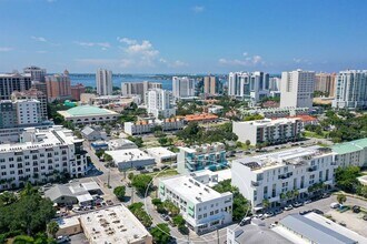 433 Central Ave in Sarasota, FL - Building Photo - Building Photo