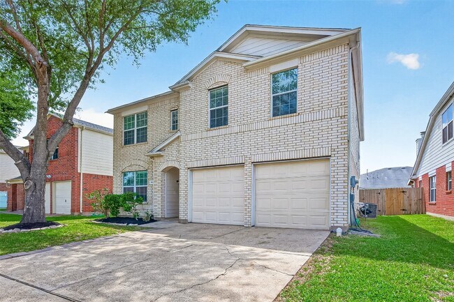 property at 14935 Sugar Mist Ln