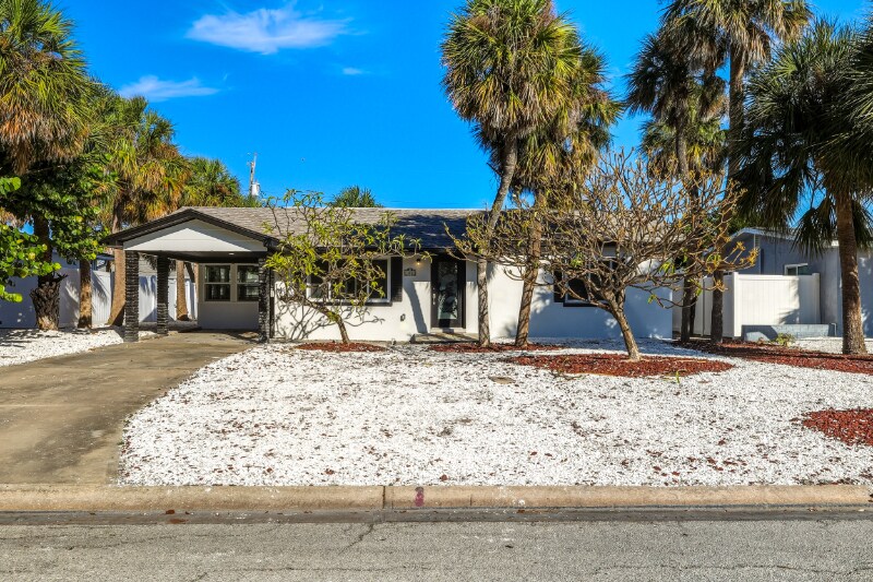 463 85th Ave in St Pete Beach, FL - Foto de edificio