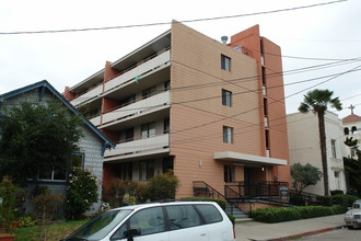 Otterbein Manor in Oakland, CA - Foto de edificio - Building Photo