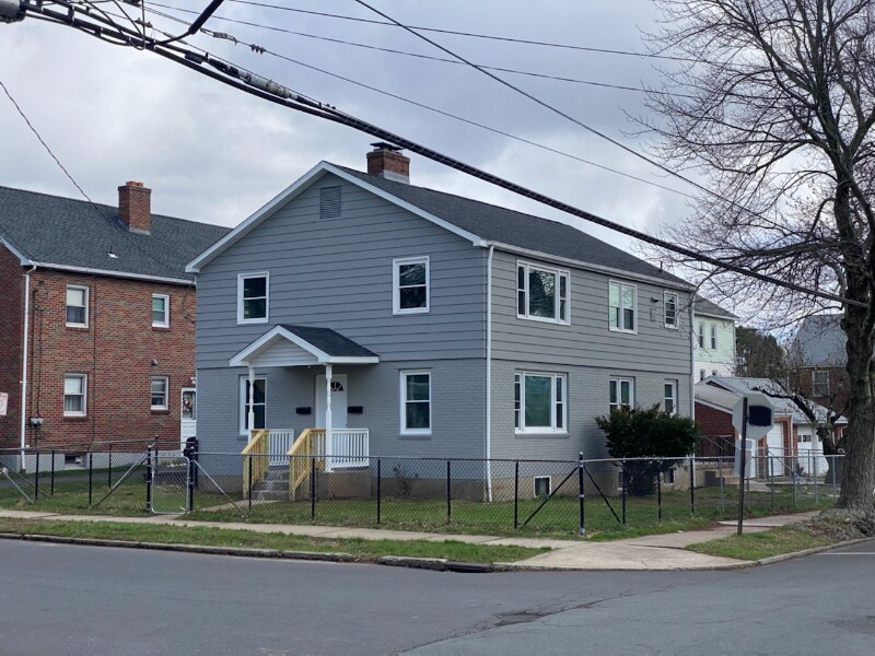 32 Hayes St in New Britain, CT - Building Photo