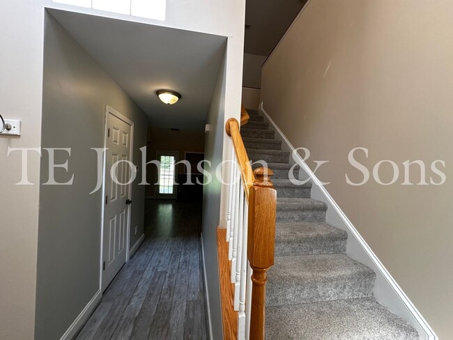 1142 Folkstone Ridge Ln in Winston-Salem, NC - Building Photo - Building Photo