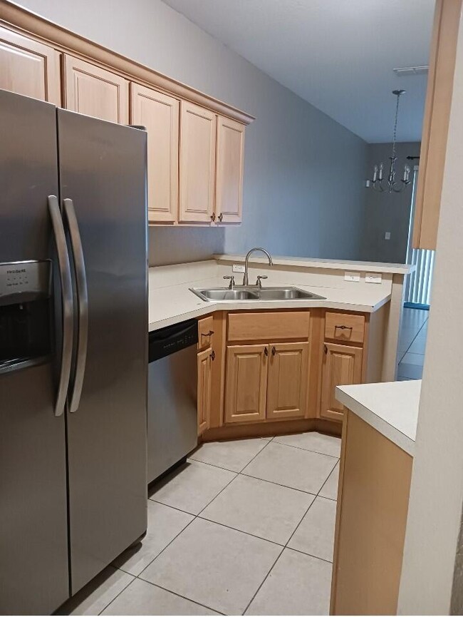 795 Pipers Cay Dr in West Palm Beach, FL - Foto de edificio - Building Photo