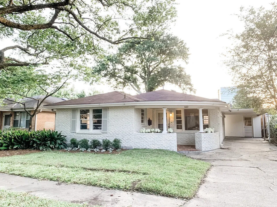 460 Beverly Garden Dr in Metairie, LA - Building Photo