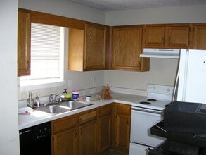130 Witherspoon St in Smiths Grove, KY - Building Photo - Building Photo