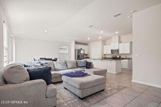 86625 Nassau Xing Wy in Yulee, FL - Building Photo - Building Photo