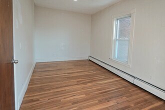 61 Tudor St, Unit 2 in Chelsea, MA - Building Photo - Building Photo