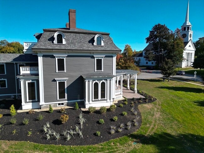 11 Lowell Rd in Groton, MA - Building Photo - Building Photo