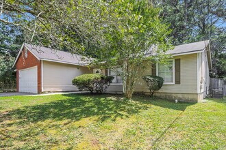 10299 Wisteria Ln in Jonesboro, GA - Foto de edificio - Building Photo