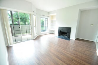 3903 Penderview Dr, Unit 1506 in Fairfax, VA - Building Photo - Building Photo