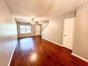 953 Dickenson Ave in Mobile, AL - Building Photo - Building Photo