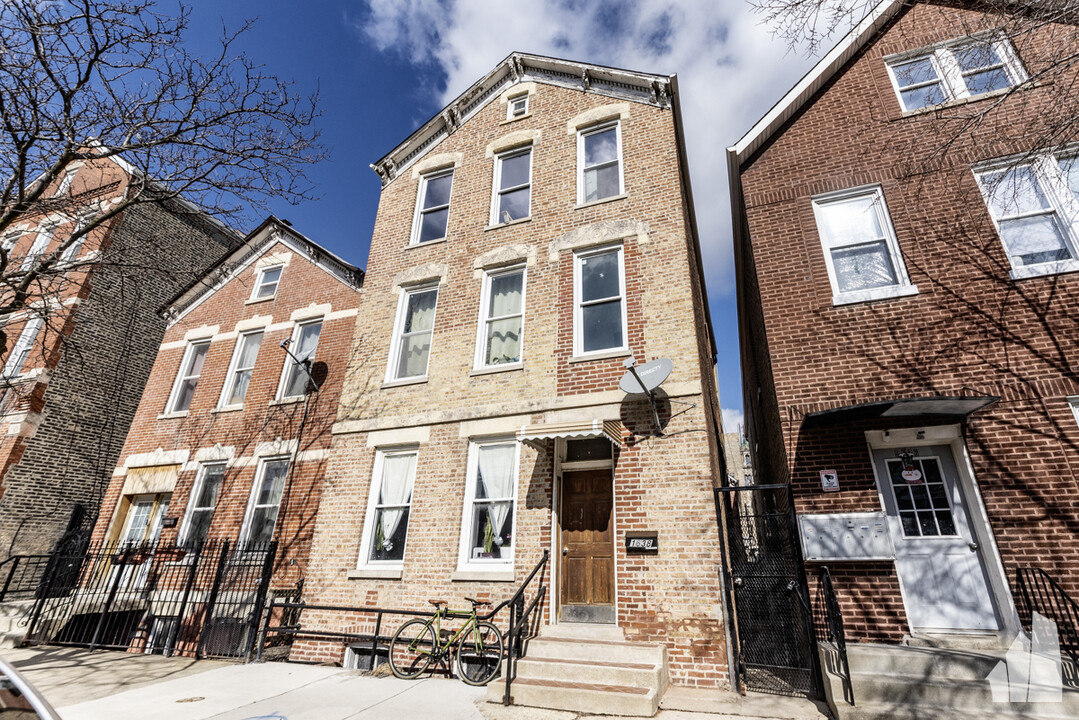 1638 W 18th Pl in Chicago, IL - Building Photo