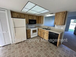 12034 Tift Cir in Orlando, FL - Building Photo - Building Photo