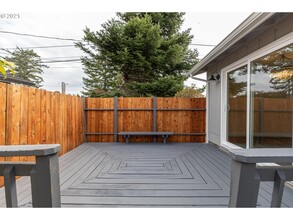 942 Fenwick St in Coos Bay, OR - Building Photo - Building Photo