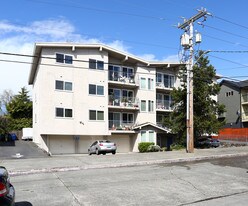 1706 NW 59th St in Seattle, WA - Building Photo
