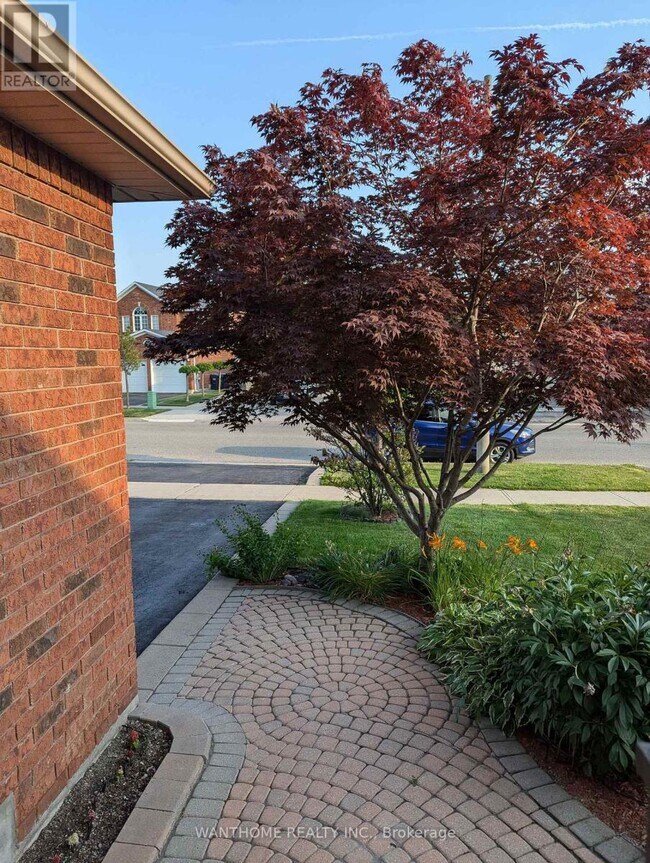 5533 Loonlake Ave in Mississauga, ON - Building Photo - Building Photo