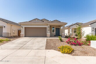 2131 W Shelly Ave in Apache Junction, AZ - Building Photo - Building Photo