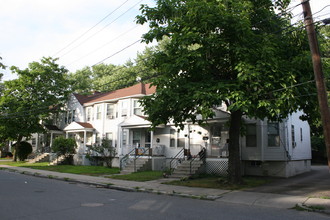 9-15 Freeman St in Framingham, MA - Building Photo - Building Photo