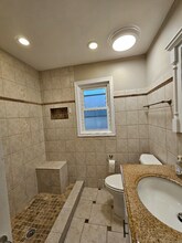 8715 Ridge St in River Grove, IL - Foto de edificio - Building Photo