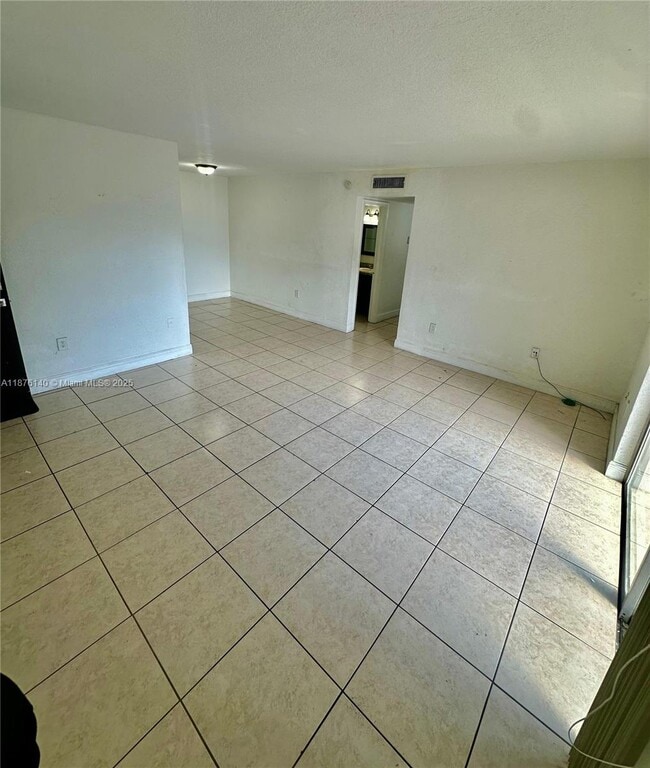 8475 SW 94th St in Miami, FL - Building Photo - Building Photo