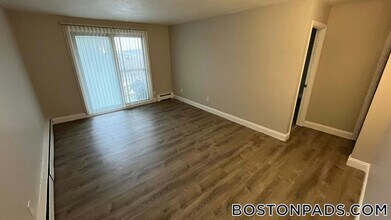 10 Henry Terrace in Worcester, MA - Building Photo - Building Photo