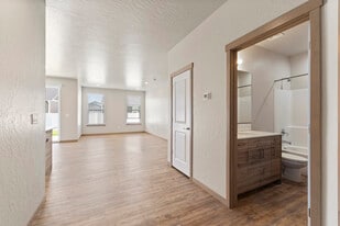 Thayer Cottages in Rathdrum, ID - Building Photo