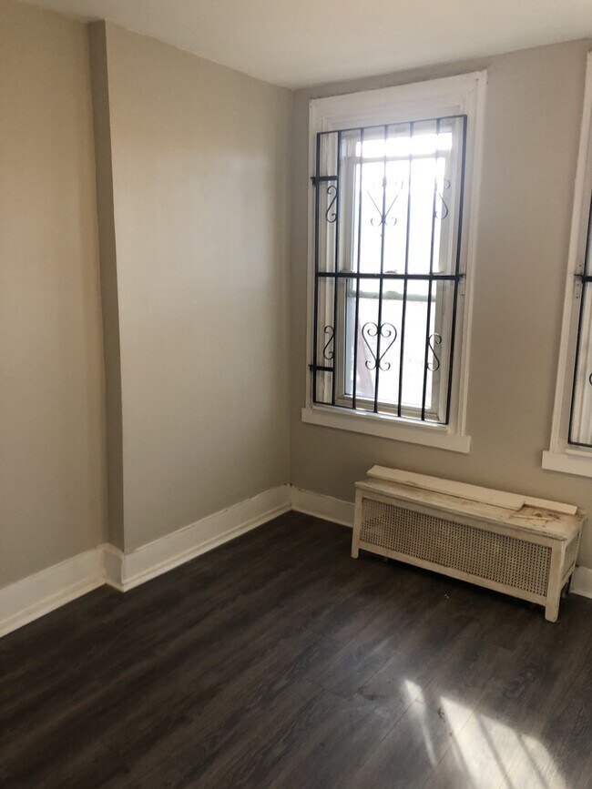 2540 N Sartain St photo'