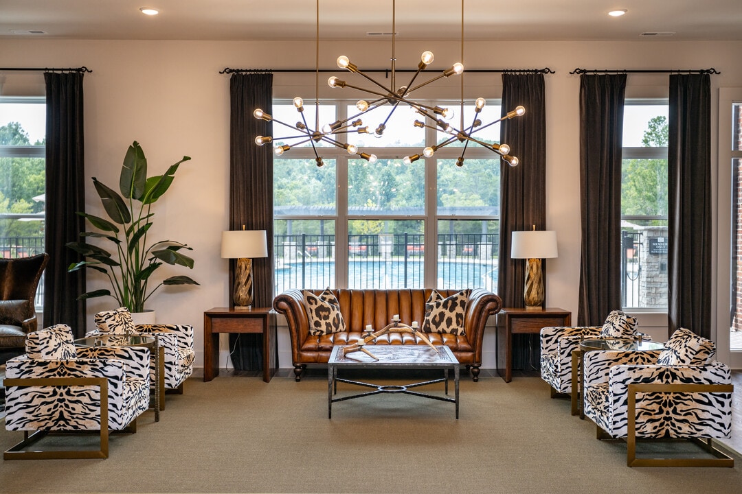 The Carlisle in Knoxville, TN - Foto de edificio